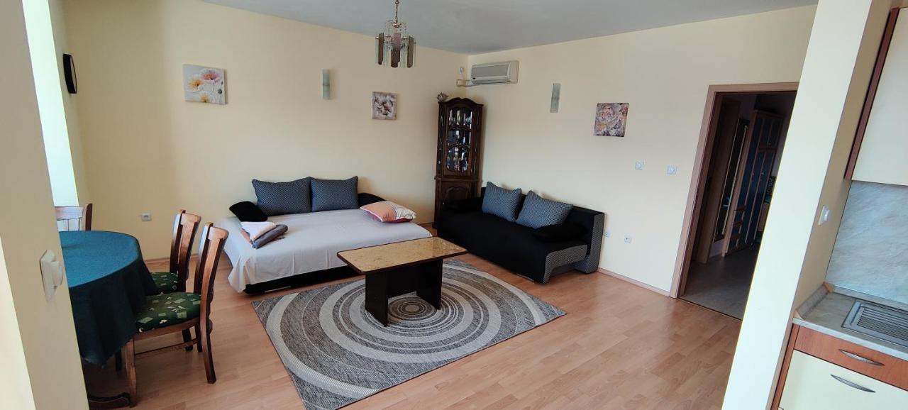 Sunny Fort Private Apartment Napospart Kültér fotó